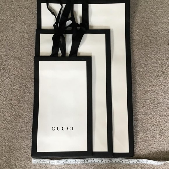 Authentic Gucci carrier bags x 3 - Picture 3 of 8